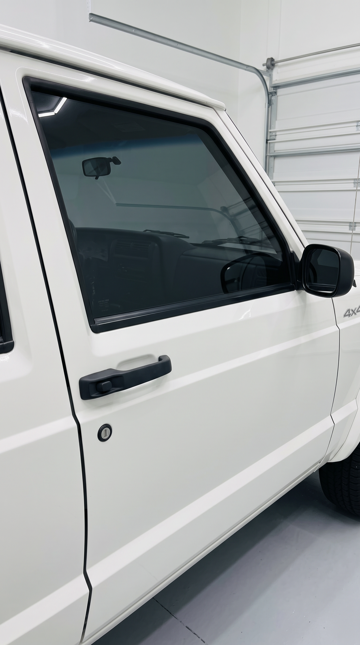 Precut Window Tint Front Side Windows Jeep Cherokee 4d SUV 1984-1996